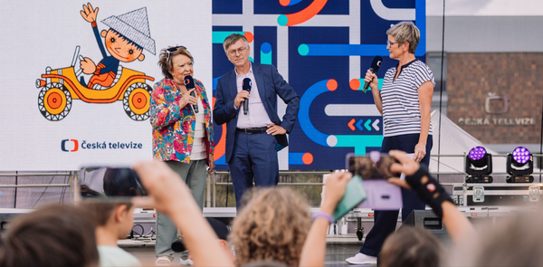 Malí i velcí objevitelé: Téměř 13 tisíc lidí nahlédlo za kulisy České televize